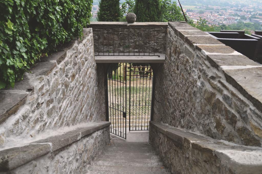B&B Dimora Delle Donnole Bergamo Alta المظهر الخارجي الصورة