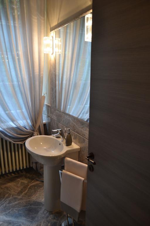 B&B Dimora Delle Donnole Bergamo Alta الغرفة الصورة