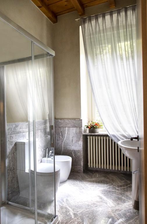 B&B Dimora Delle Donnole Bergamo Alta الغرفة الصورة