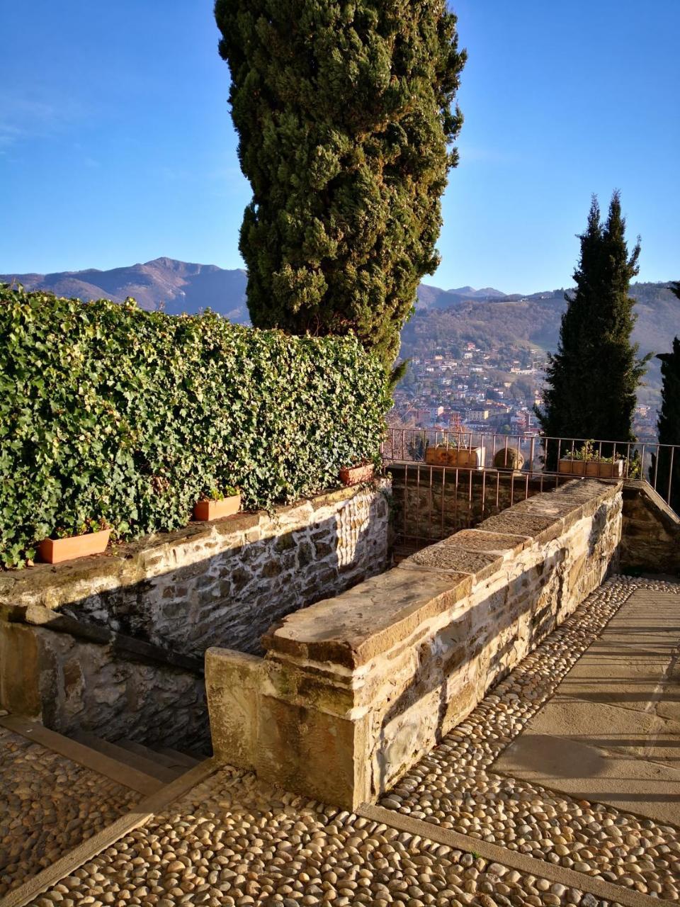 B&B Dimora Delle Donnole Bergamo Alta المظهر الخارجي الصورة